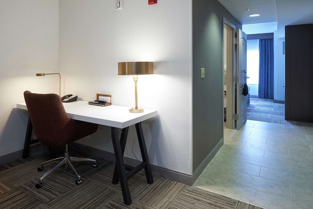 Hilton Garden Inn Evansville - photo 13