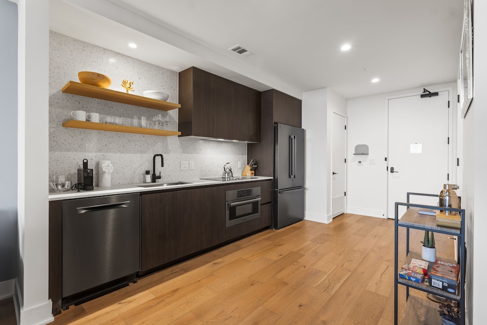 Austin Condo Hotel - photo 359