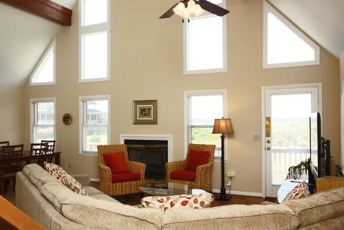 Heron Pointe by Oak Island Accommodations - photo 24