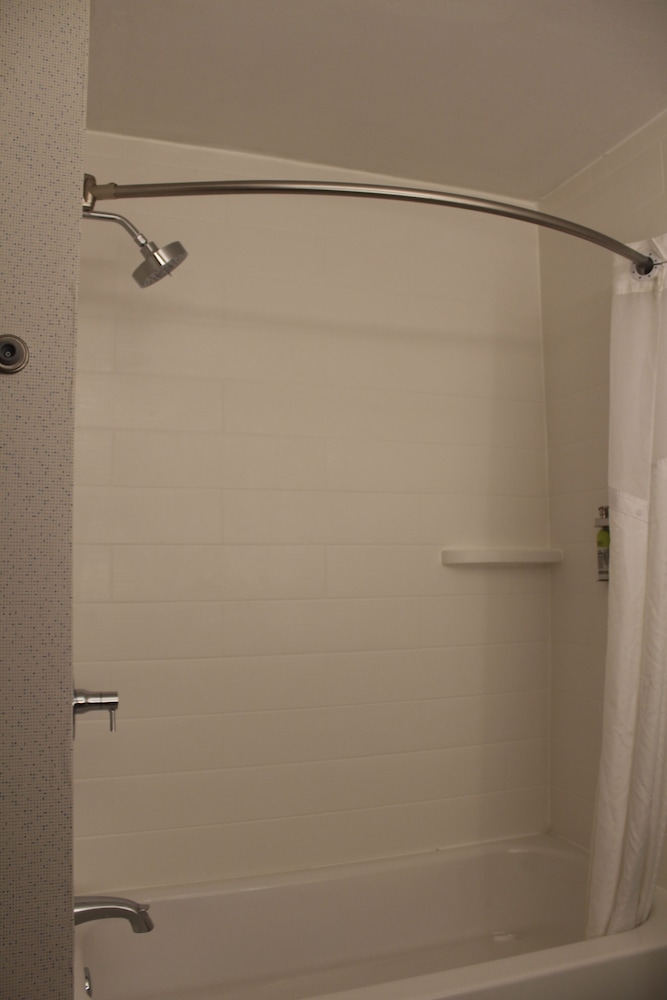 Holiday Inn Express Hotel & Suites Raton by IHG - photo 38