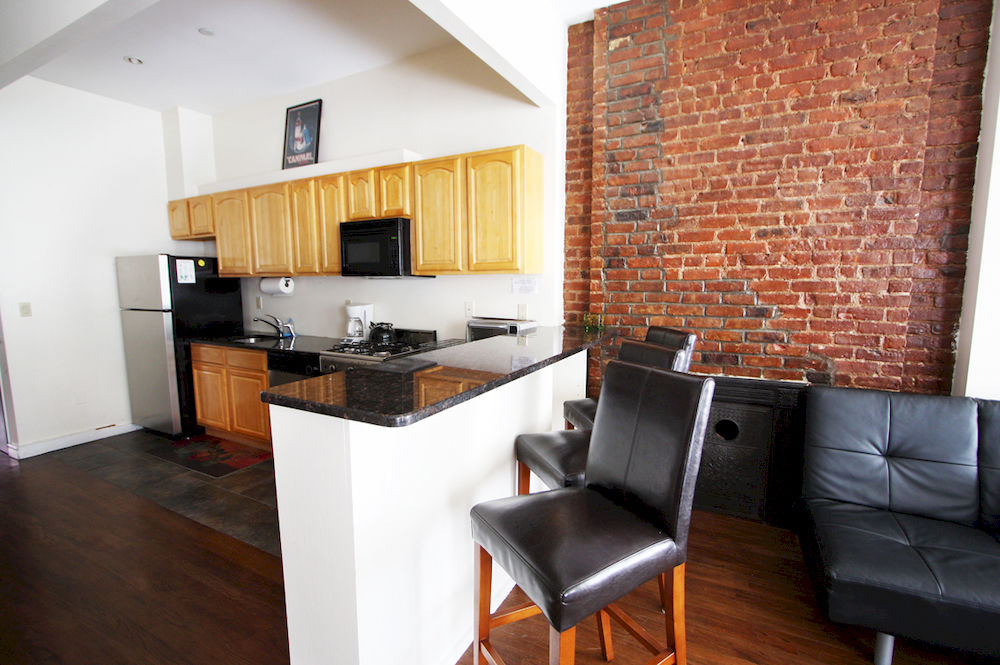 Luxury Suites Lenox Ave - photo 60