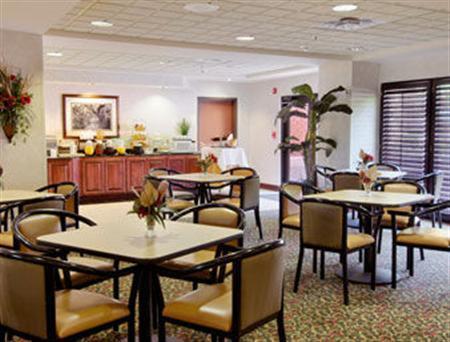 Wingate by Wyndham Tallahassee FSU - photo 7