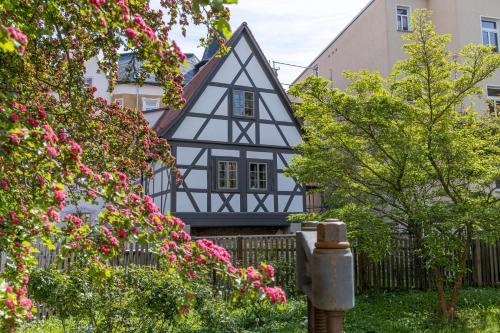 außergewöhnliches historisches spätgotisches Wohnhaus von 1519 Gries 5 — 4-Star Luxury Hotel in Gera, Germany