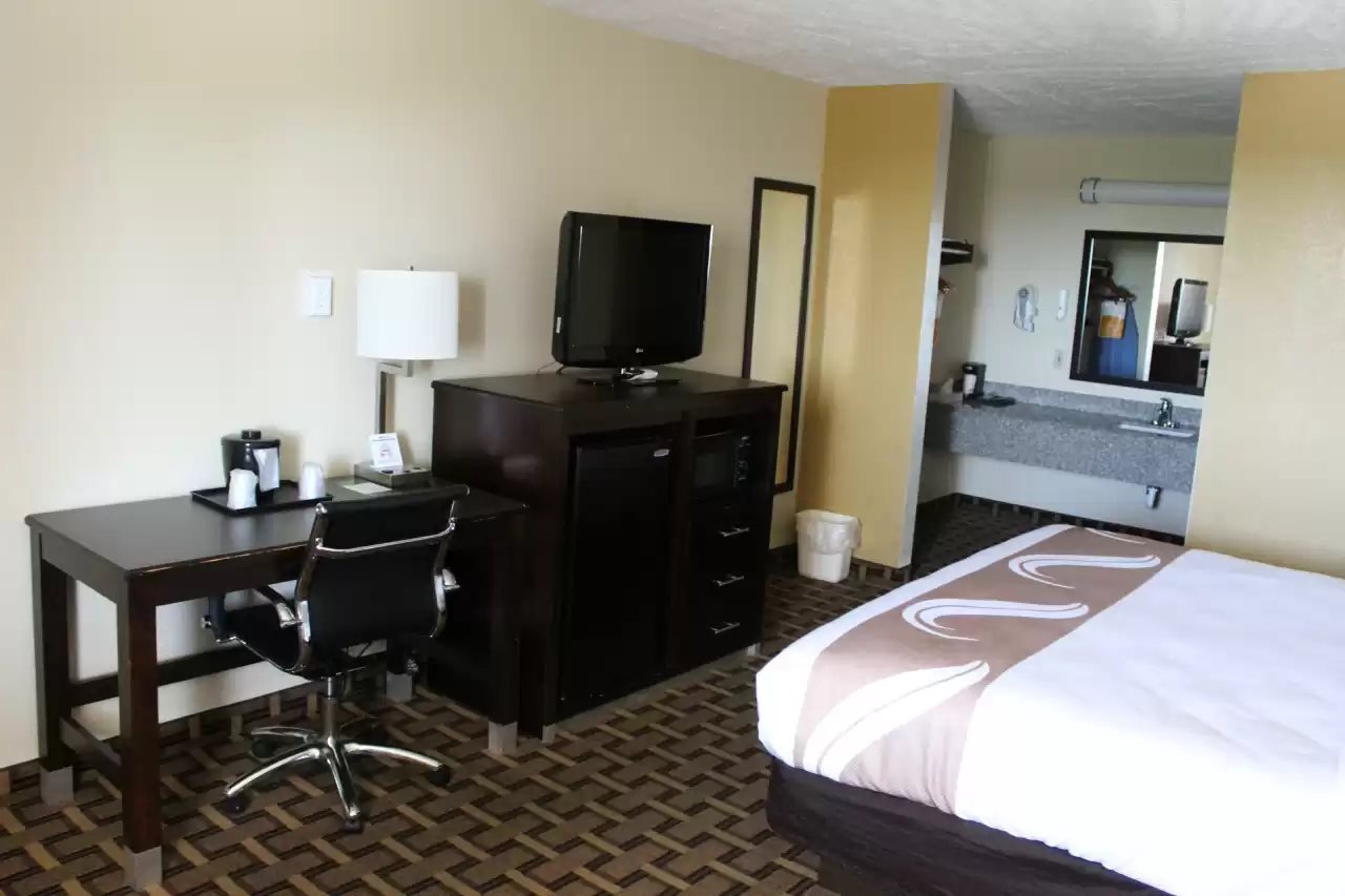 Quality Inn Conway Greenbrier - photo 13