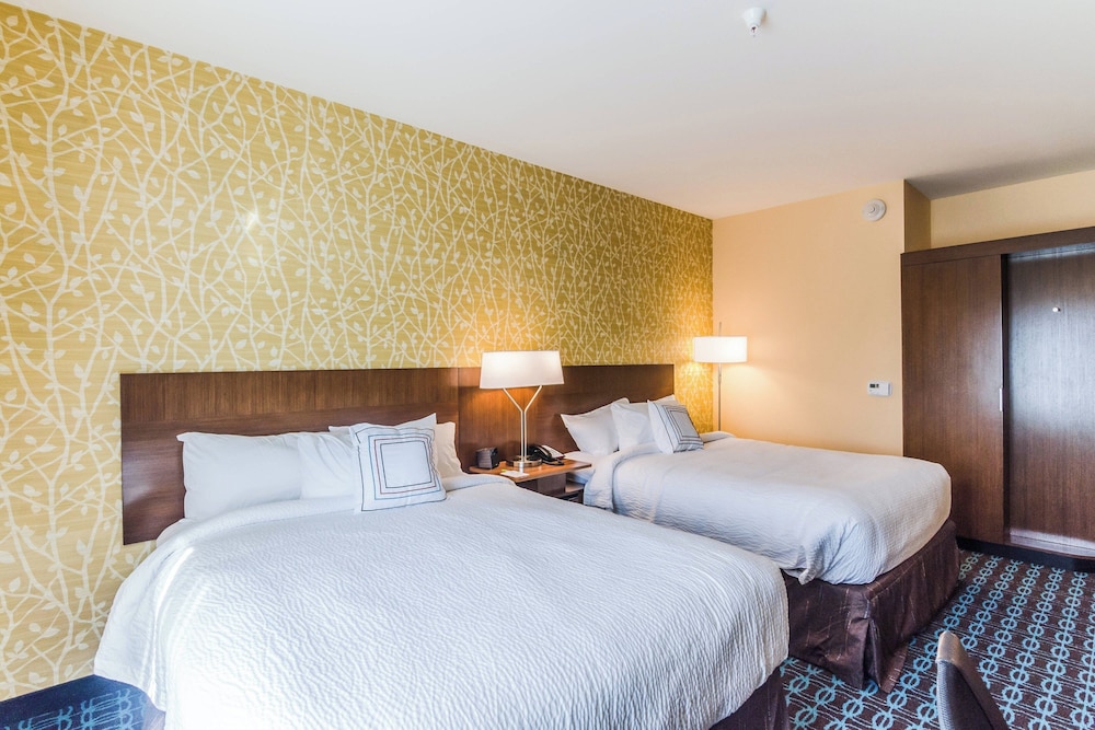 Fairfield Inn & Suites by Marriott Panama City Beach - photo 21