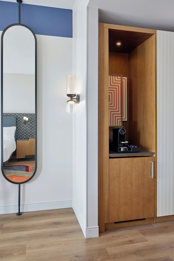 Hotel Celare Cincinnati Midtown a Tribute Portfolio Hotel - photo 16