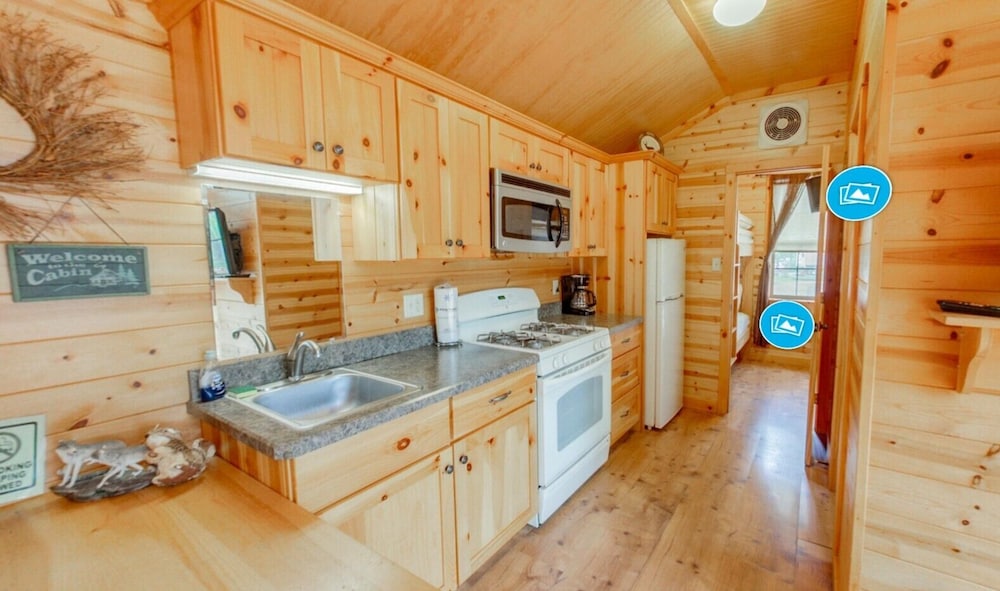 Drummer Boy Camping Resort - photo 27