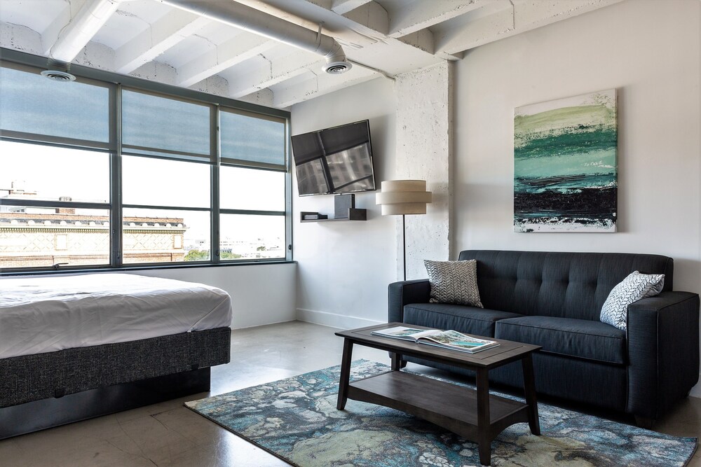 Stay Alfred at Drayton Tower - photo 55