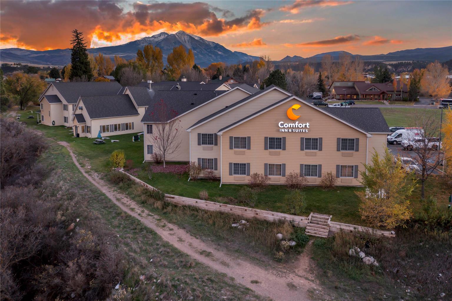 Comfort Inn & Suites Carbondale on the Roaring Fork - photo 16