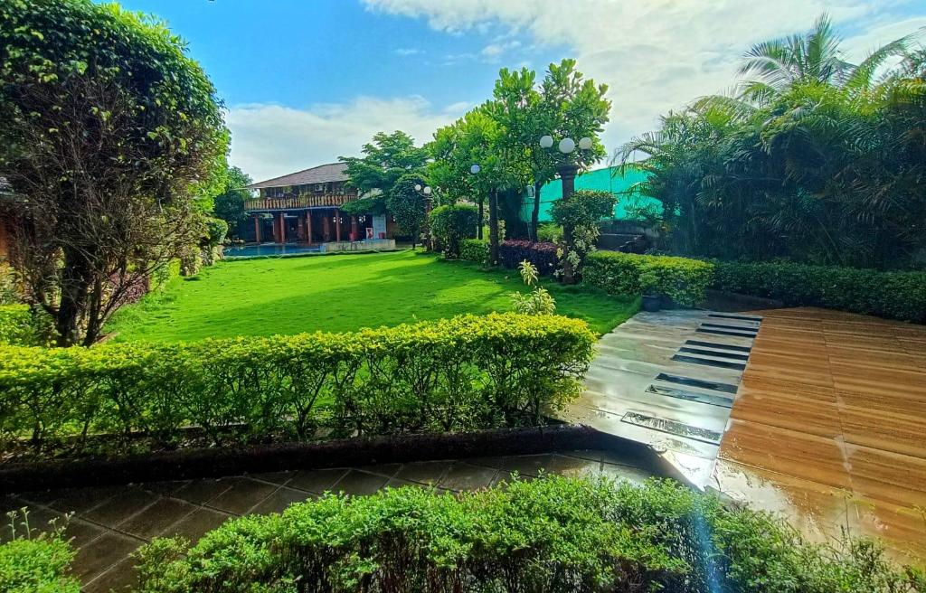 Red Stone Resort - carbon neutral hotel in Mahad