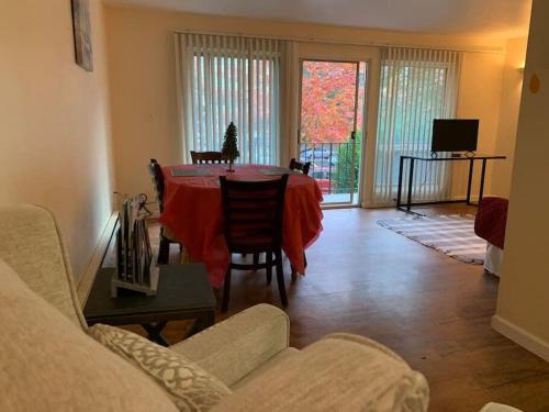 North Capital Hill Oasis in Seattle, United States