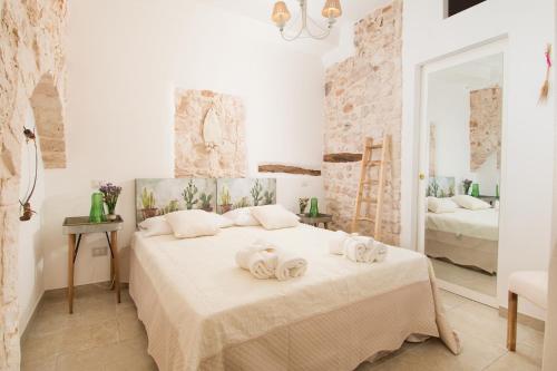 Manidibianco Apulian Relaxing Stay — Turi