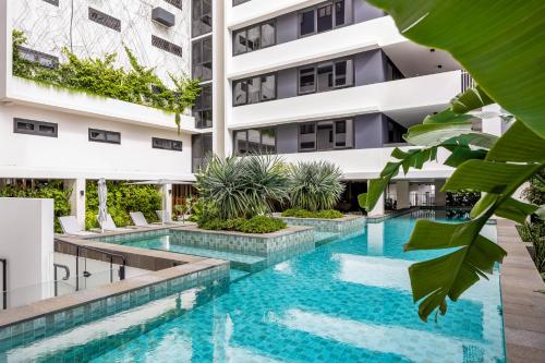Avalon Resort Maroochydore — Maroochydore