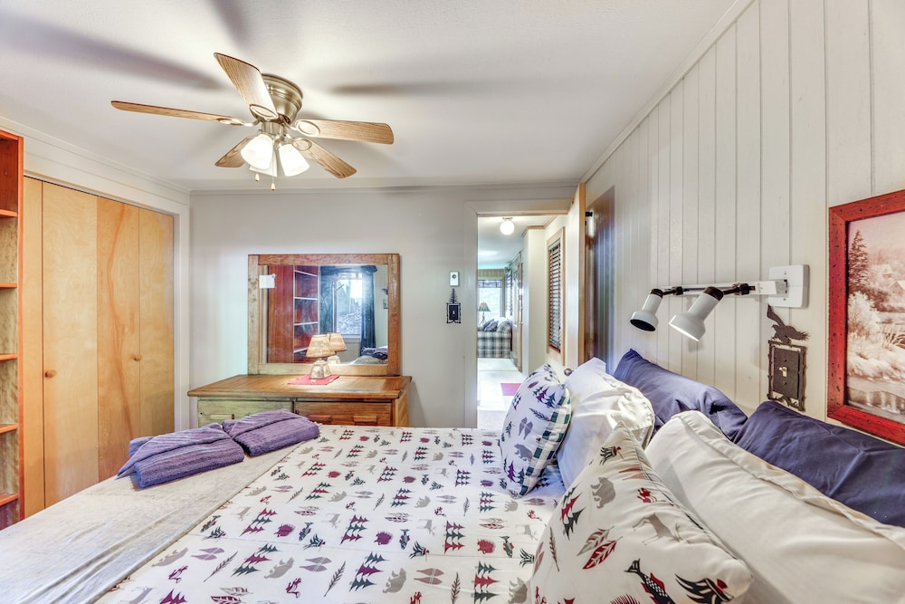 Located in Snowshoe Resort: Townhome w Deck - photo 15