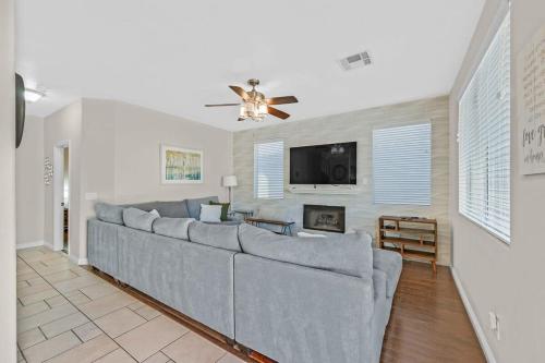 Stunning 4BR Getaway w Pool Hot Tub & Firepit