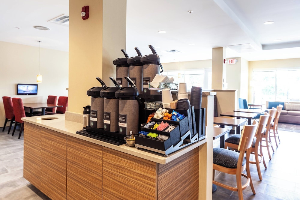TownePlace Suites by Marriott Front Royal - photo 31