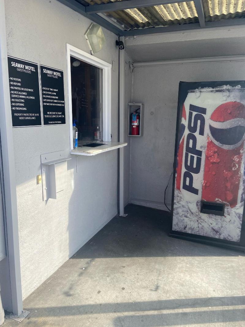 Seaway Motel in Los Angeles, United States