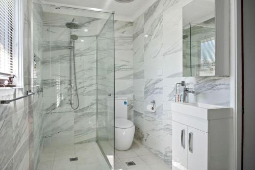Mollymook Fantastic Holiday House — 4-Star Luxury Hotel in Mollymook, Australia