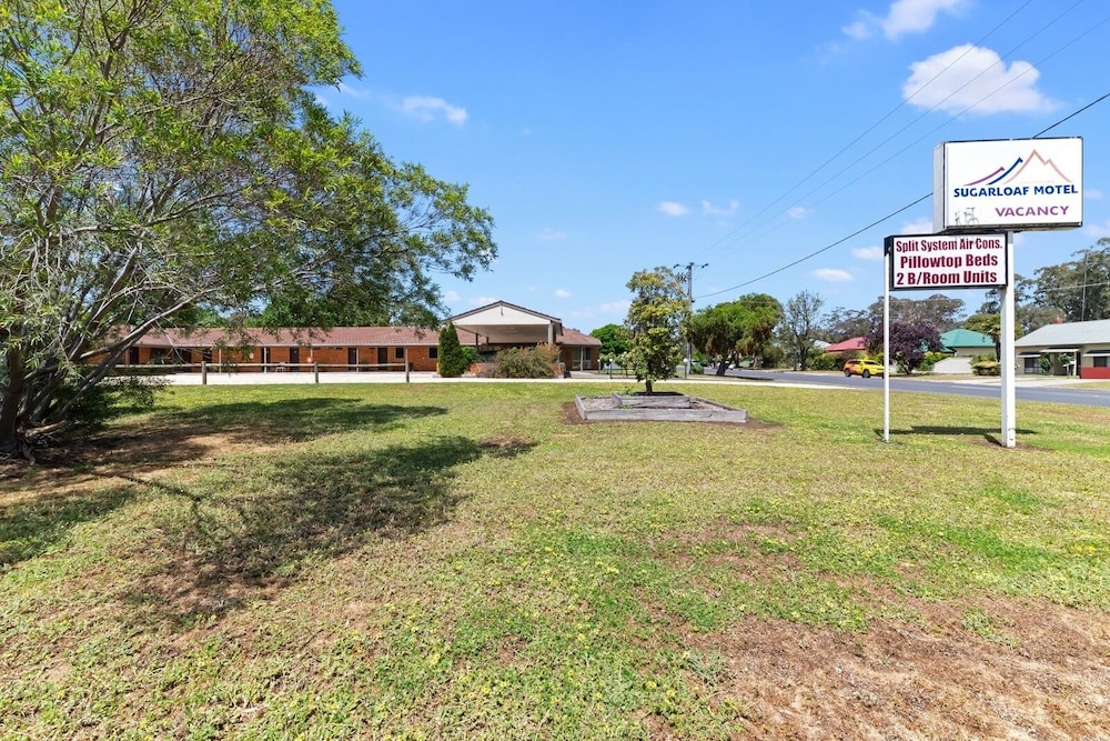 Broadford Sugarloaf Motel — Broadford