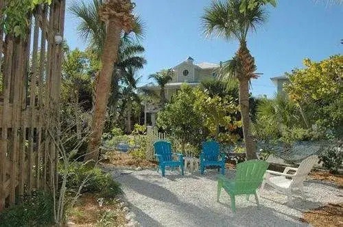 Blue Dolphin Inn by Island Vacation Properties - photo 10