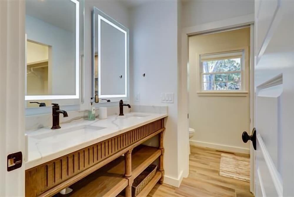 33 S. Sea Pines Drive at the Sea Pines Resort - photo 5