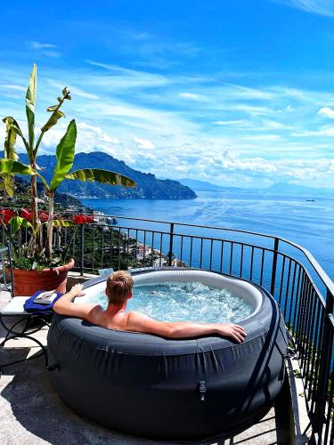 Villa Alba d'Amalfi The dawn one step from the Heaven — 4-Star Luxury Hotel in Amalfi, Italy