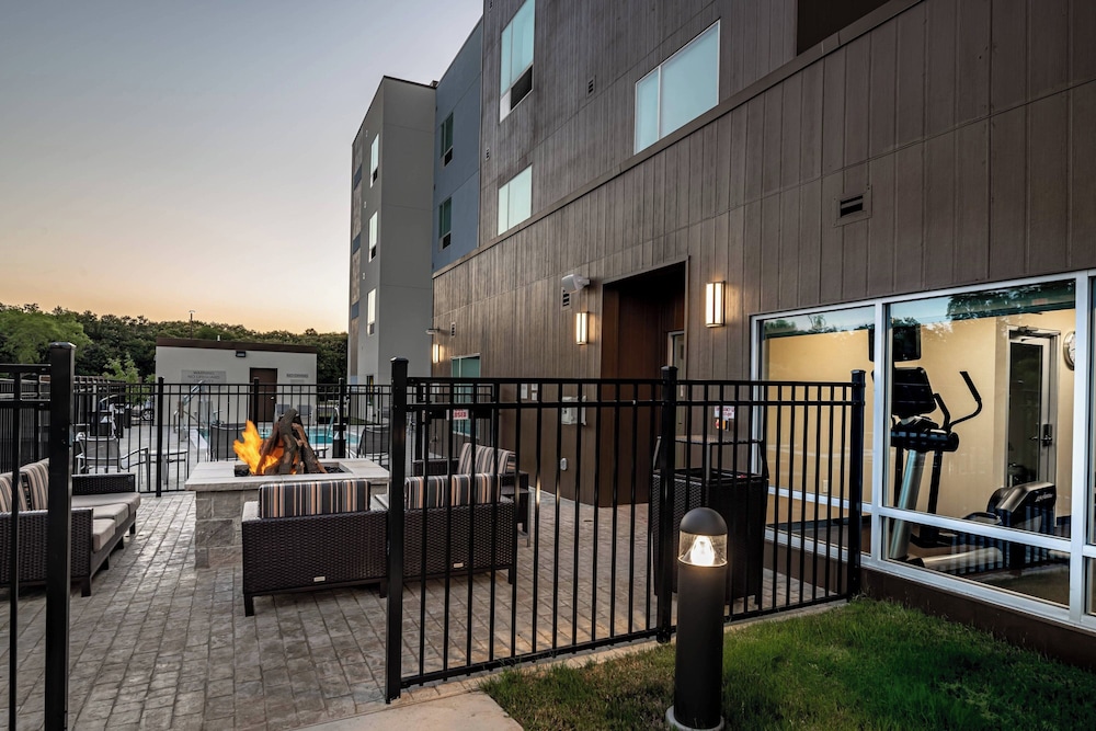 TownePlace Suites by Marriott Austin South - photo 26