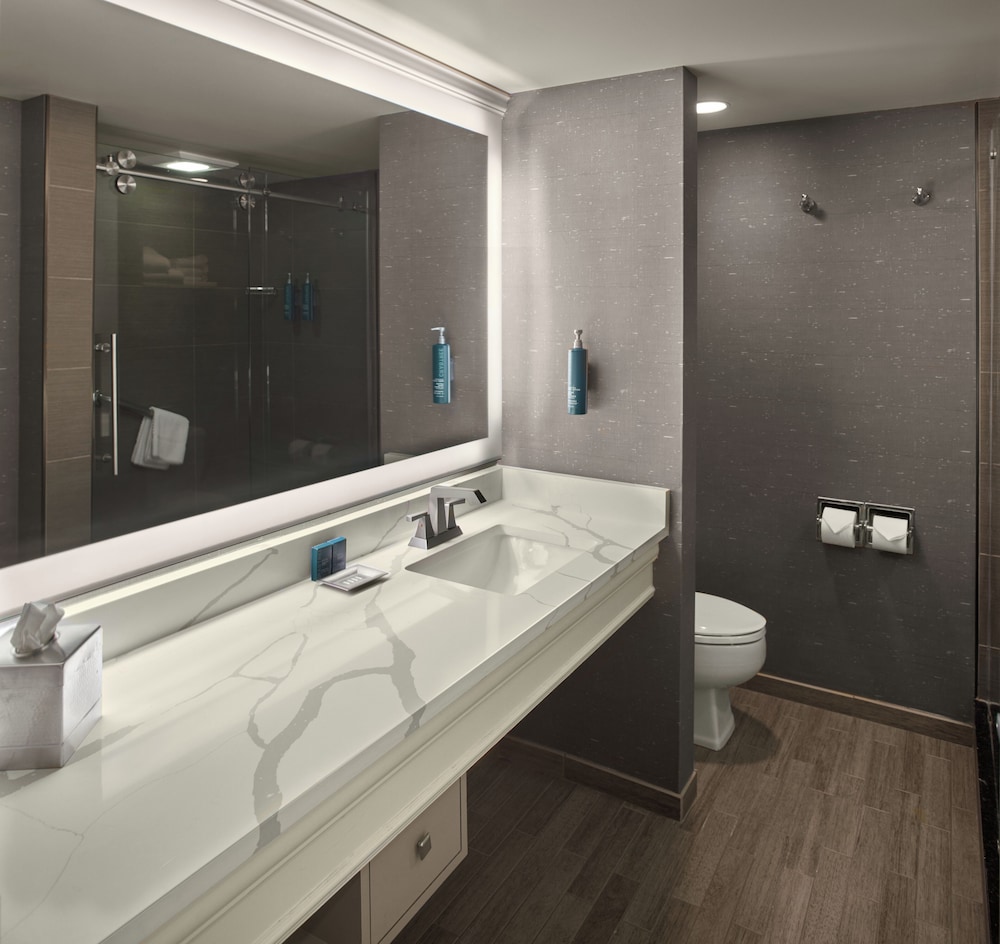 DoubleTree by Hilton Akron Fairlawn - photo 34