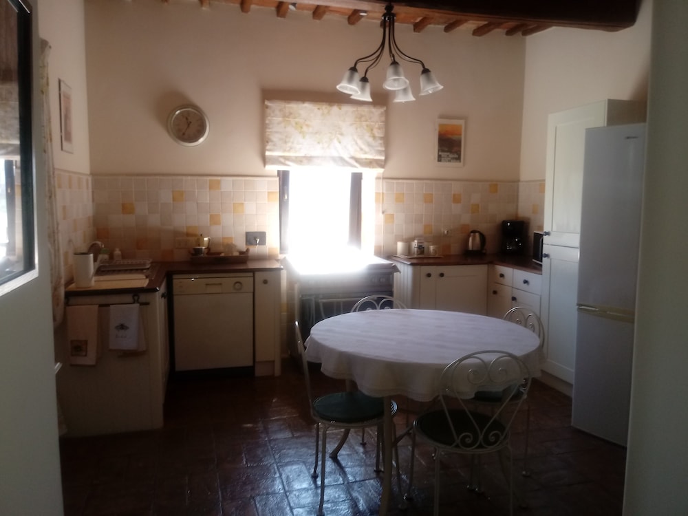 Stunning 1 bed House in Castel Cellesi Italy — Bagnoregio — photo 4