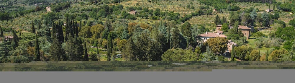 Villa Metelliano 10 — 4-Star Luxury Hotel in Cortona, Italy