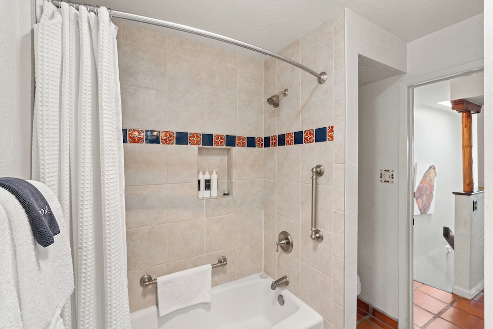 Fort Marcy Suites by All Seasons Resort Lodging - photo 111