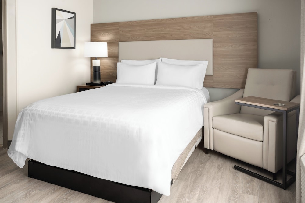 Candlewood Suites Chambersburg by IHG - photo 4