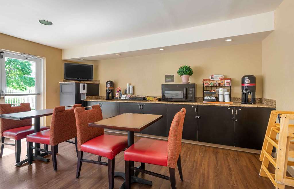 Extended Stay America Suites Philadelphia Malvern - photo 8