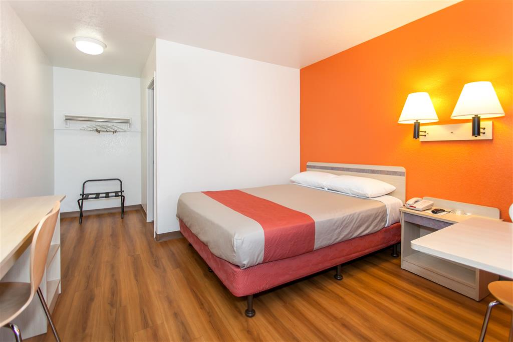 Motel 6 Rosemead CA Los Angeles - photo 12
