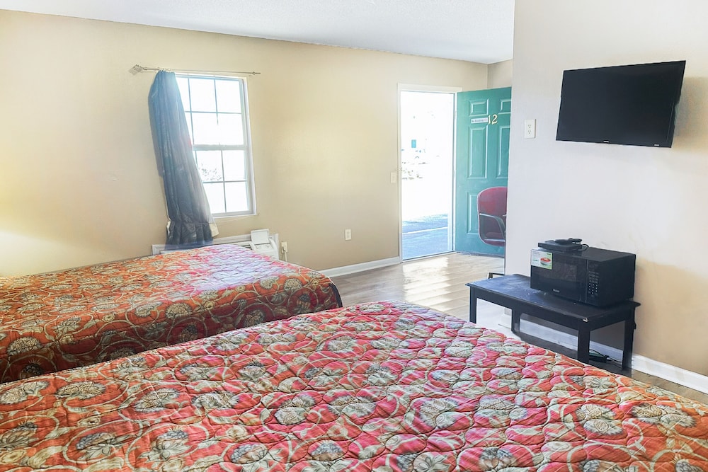 Sparta Seven Motel By OYO near Milledgeville - photo 4