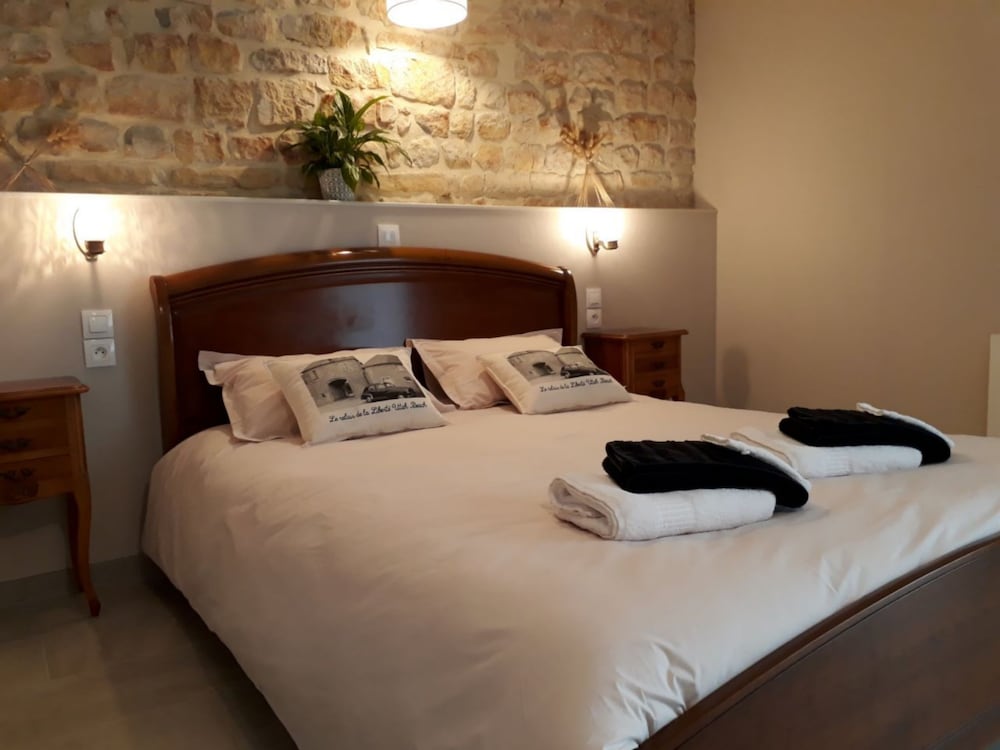 Relais De La Liberte Utah Beach — Sainte Mere Eglise