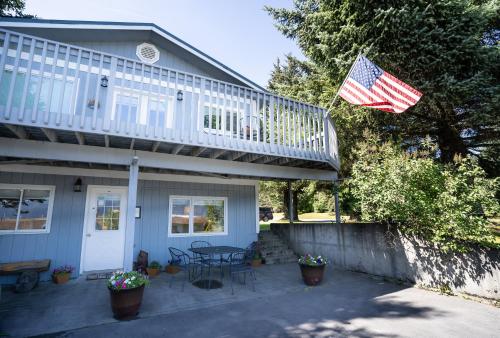 Bears Den Alaska Lodging - photo 11