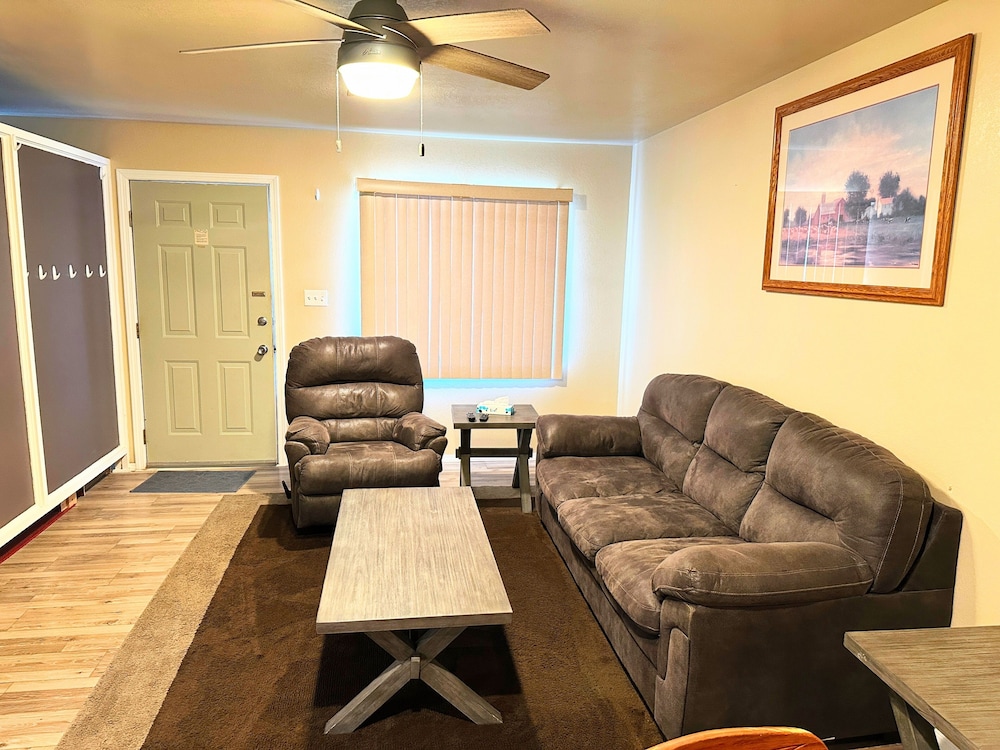 Westerner Motel - photo 17
