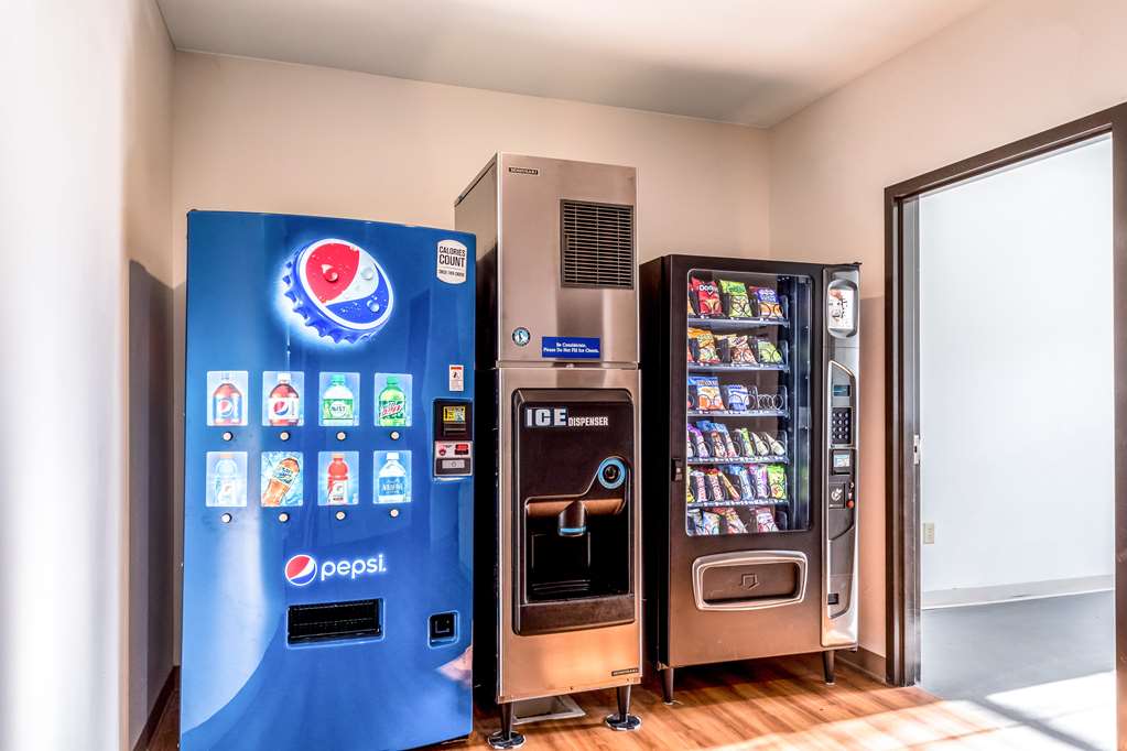 Motel 6 Jourdanton TX - photo 31