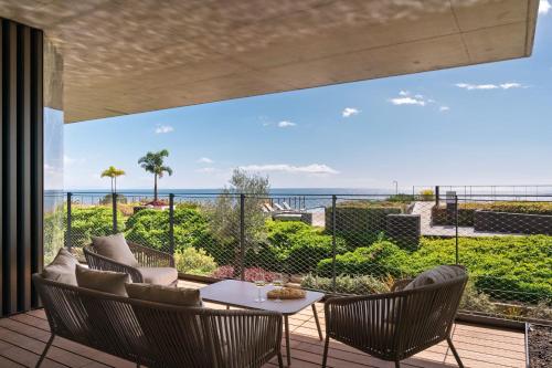 Luxury in Funchal Savoy Monumentalis II — 4-Star Luxury Hotel in Funchal, Portugal