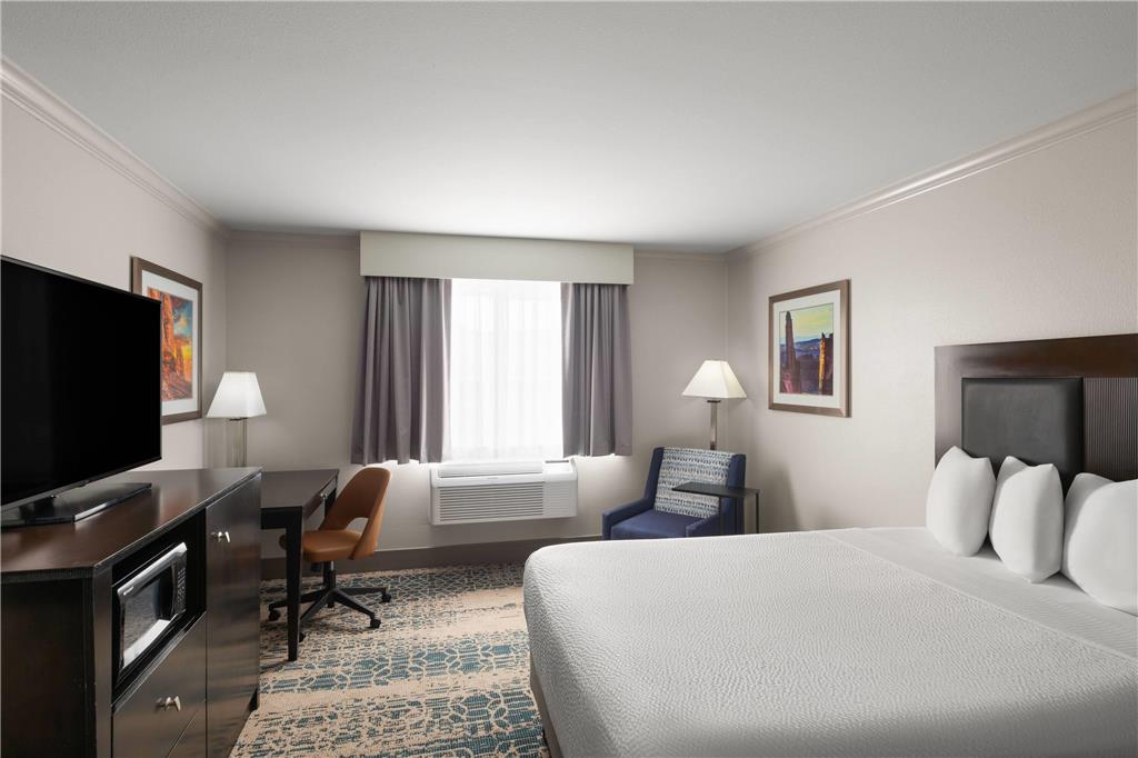 La Quinta Inn & Suites by Wyndham Moab - photo 19