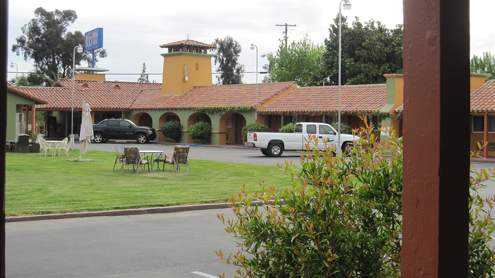Rio Inn & Suites - photo 3