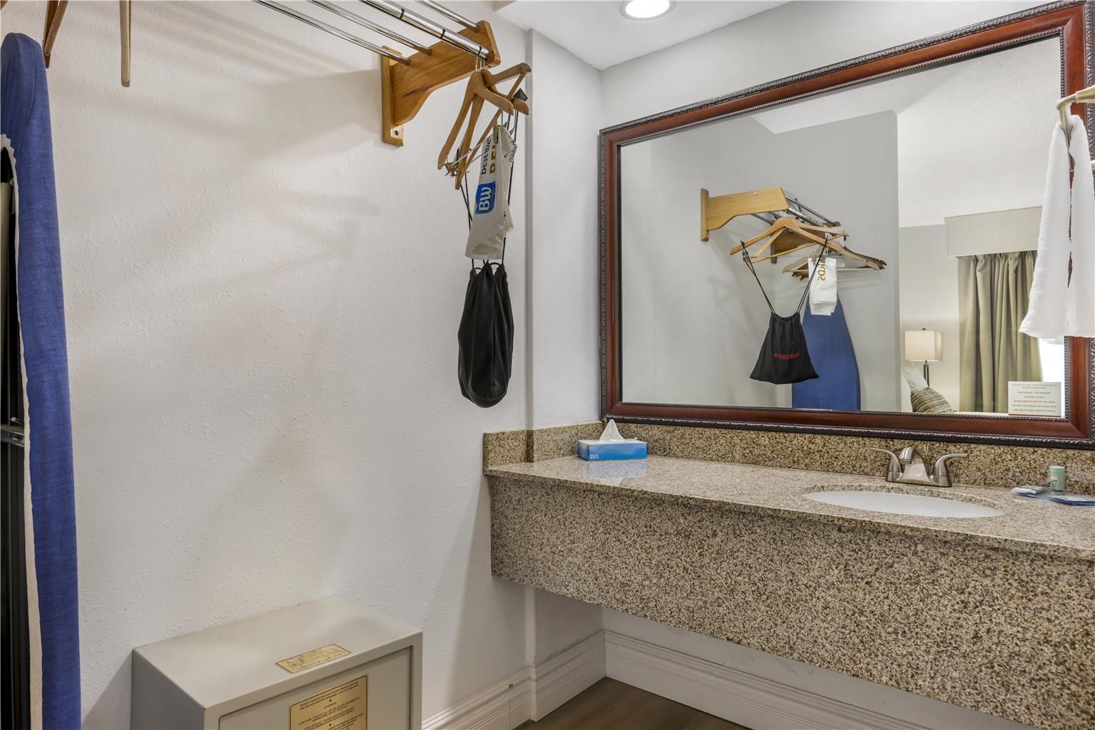 Best Western Pier Point Inn - photo 47
