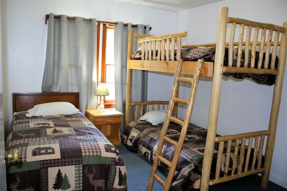 Lynnhurst Family Resort - photo 13