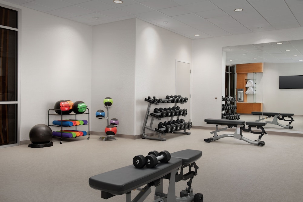 Springhill Suites By Marriott Fayetteville I 95 - photo 25