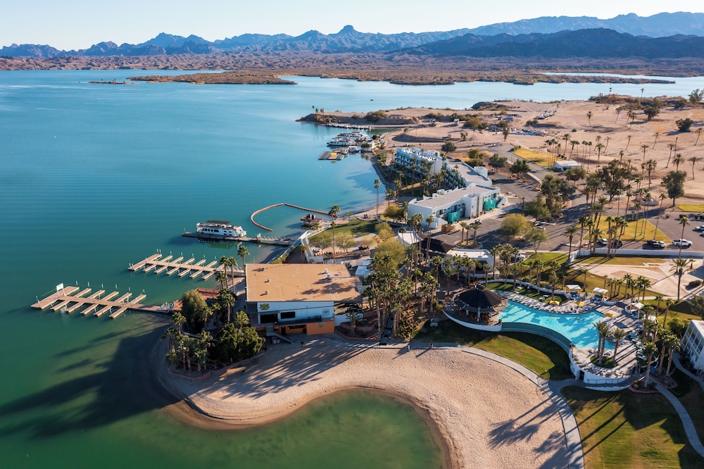 The Nautical Beachfront Resort - featured photo