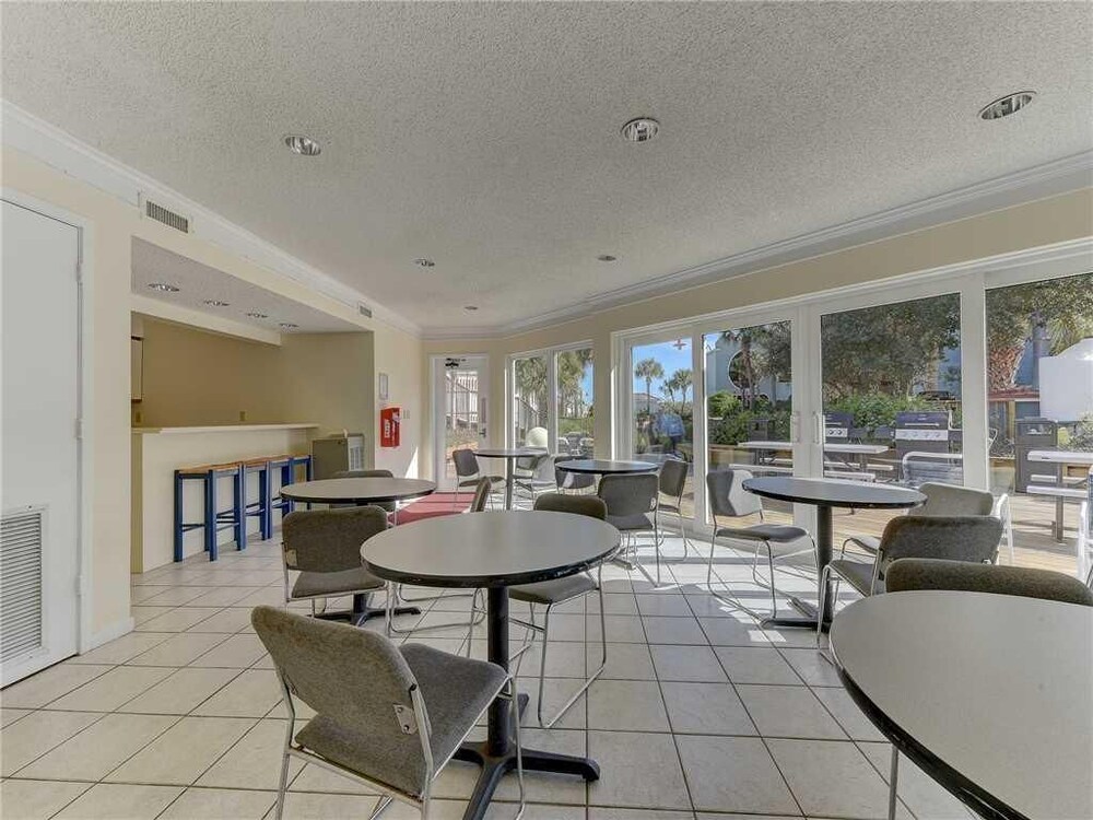 Hibiscus 303B Two Bedroom Condo — 4-Star Luxury Hotel in Saint Augustine, United States