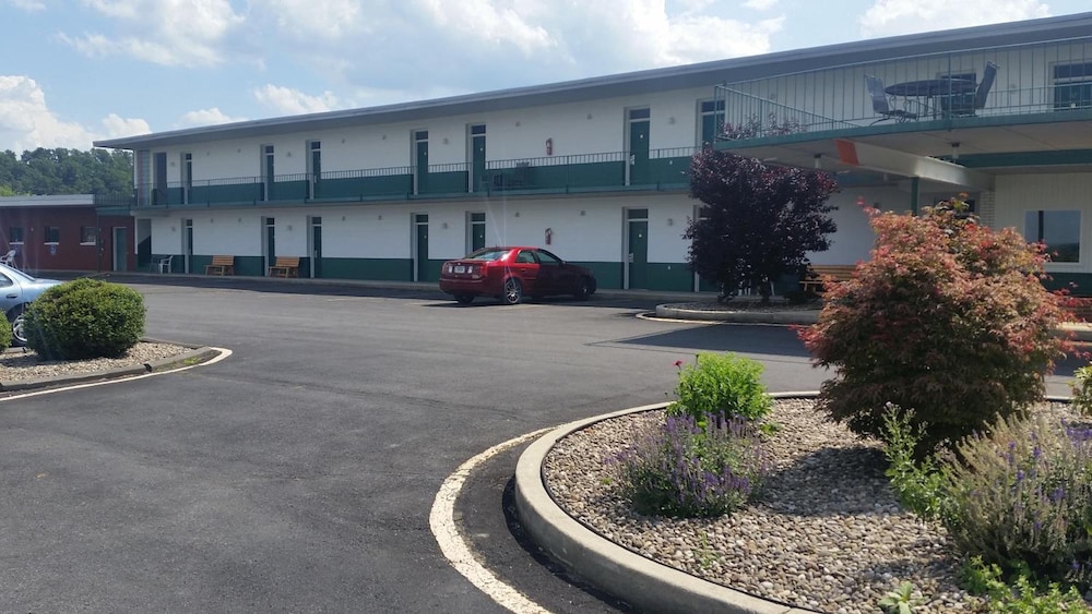 Huntingdon Motor Inn - photo 33