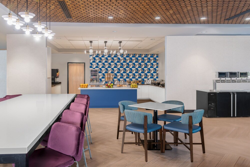 Towneplace Suites By Marriott Norfolk - photo 34