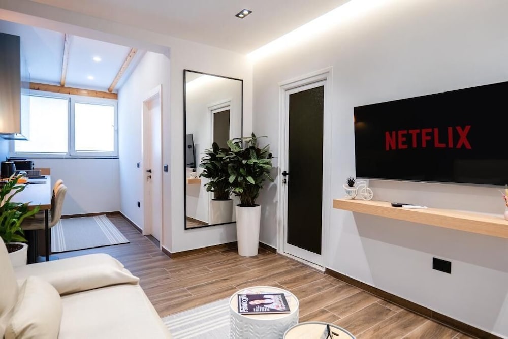 AL Apartments Tirana — 4-Star Luxury Hotel in Tirana, Albania